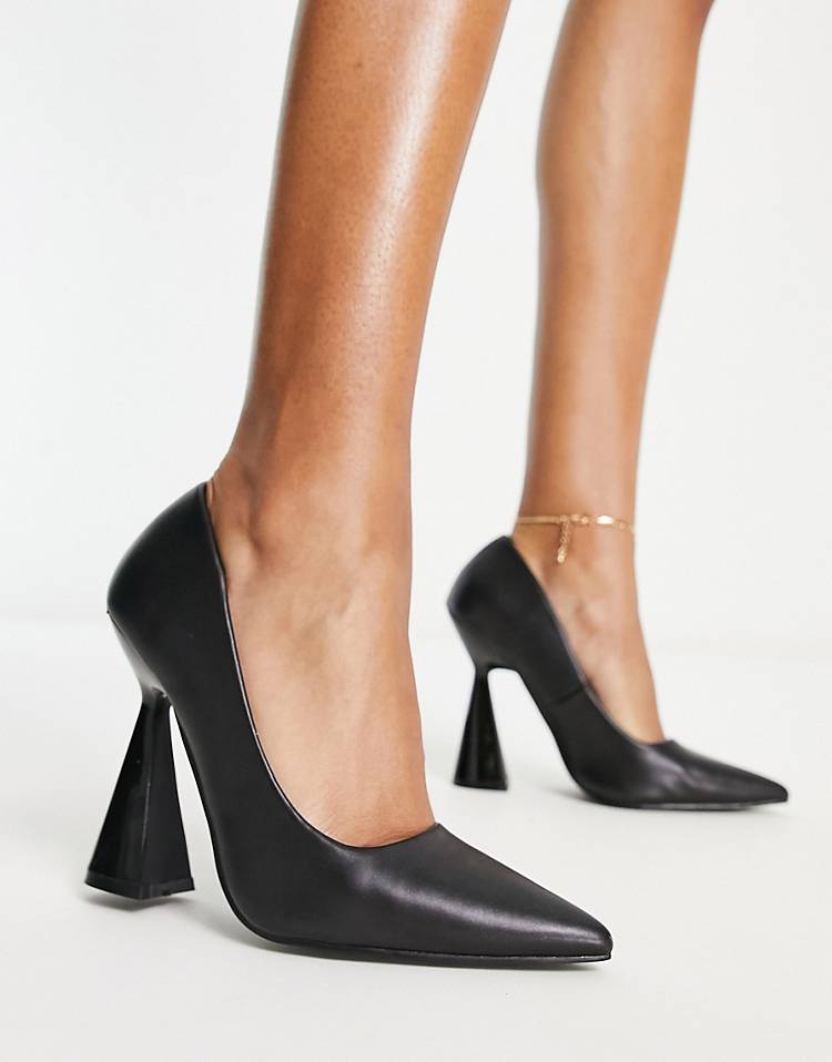 Raid Roshni heeled pumps in black